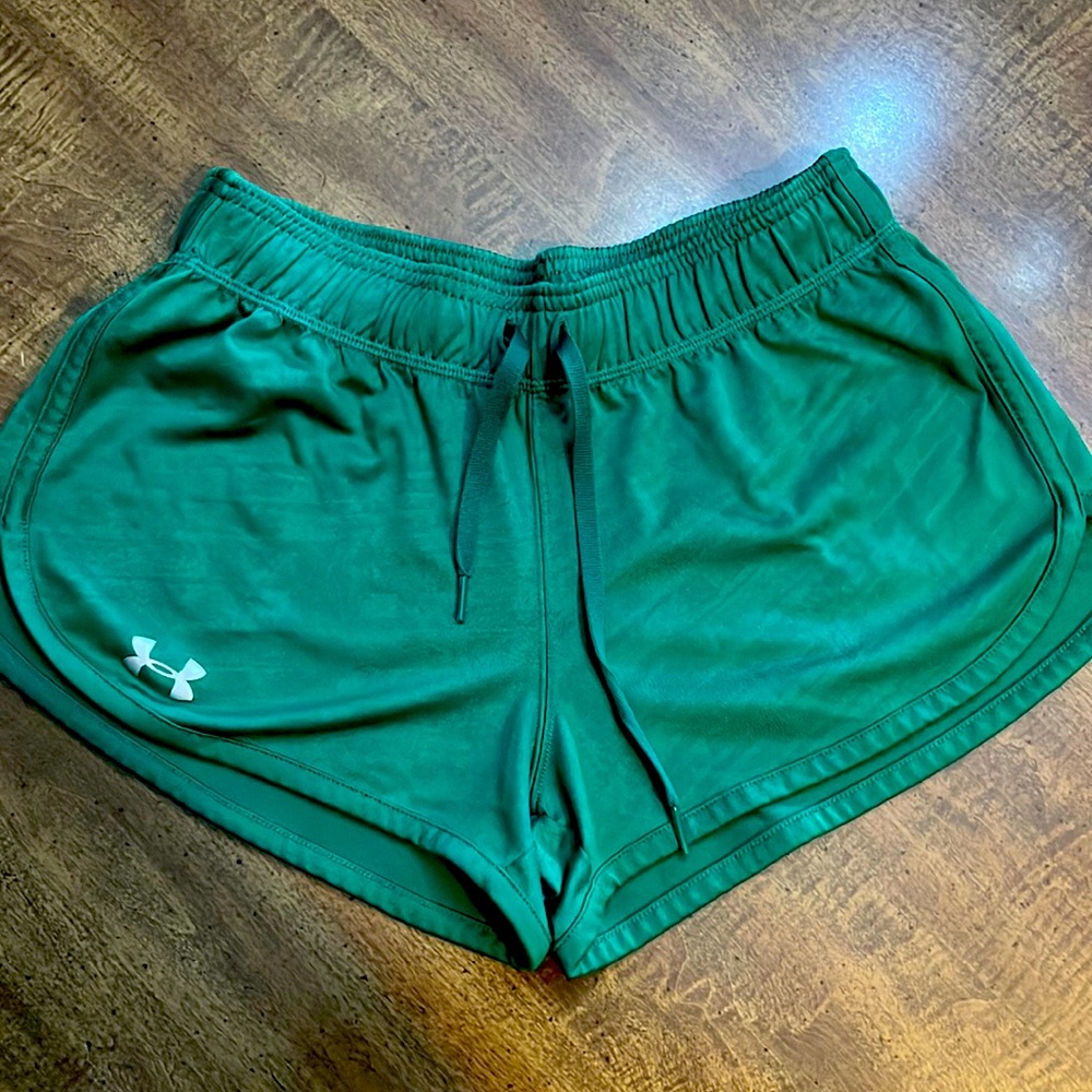5 for $35- XS Under Armour Kelly green shorts